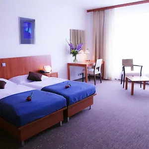 4* Hotel Academic & Congress Centre